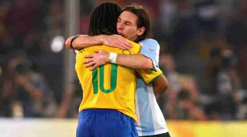 “Qué placer haber formado parte de tu historia”, Ronaldinho saludó a Messi por su retiro de la Selección
