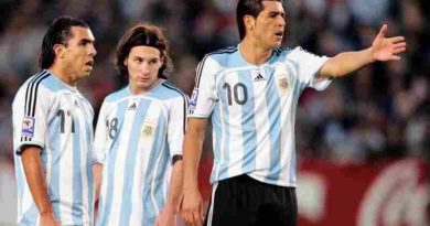 Carlos Tévez confirmó la presencia de Lionel Messi y Riquelme para su despedida